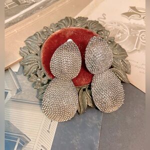 Lg Vintage Silver Tone Raindrop Textured Statement Clip on Earrings